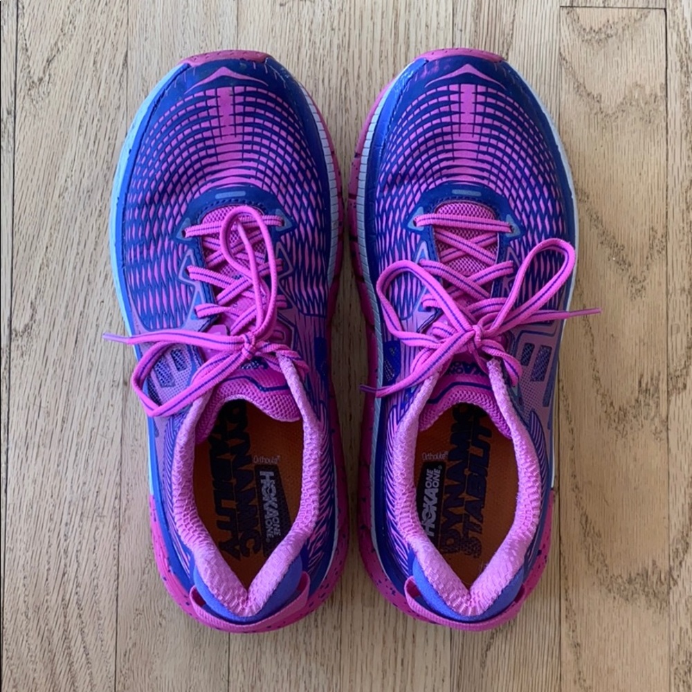 HOKA One One Gaviota Women’s Running Shoes Size 9